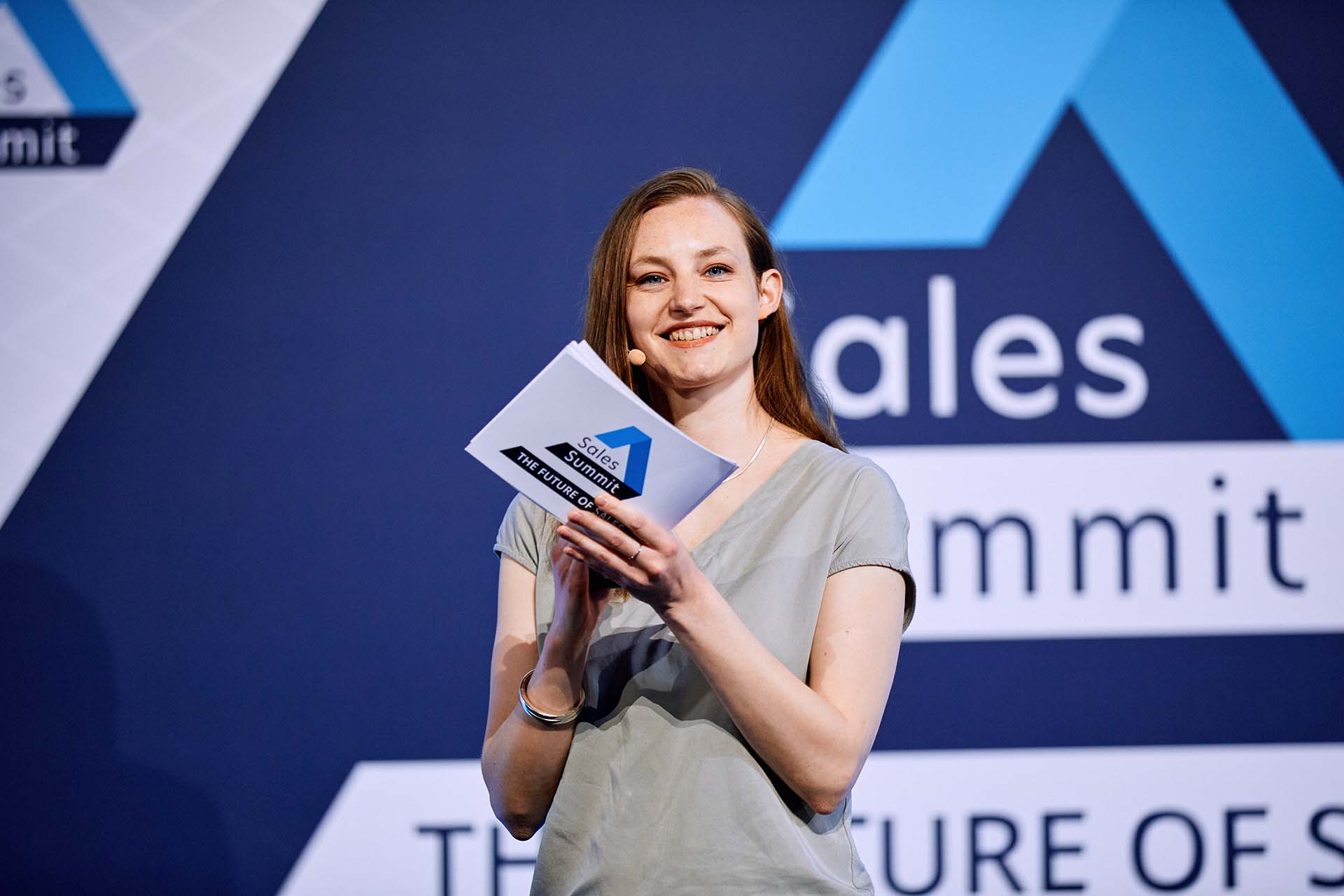 Inken_März_Moderatorin_Sales_Summit_03